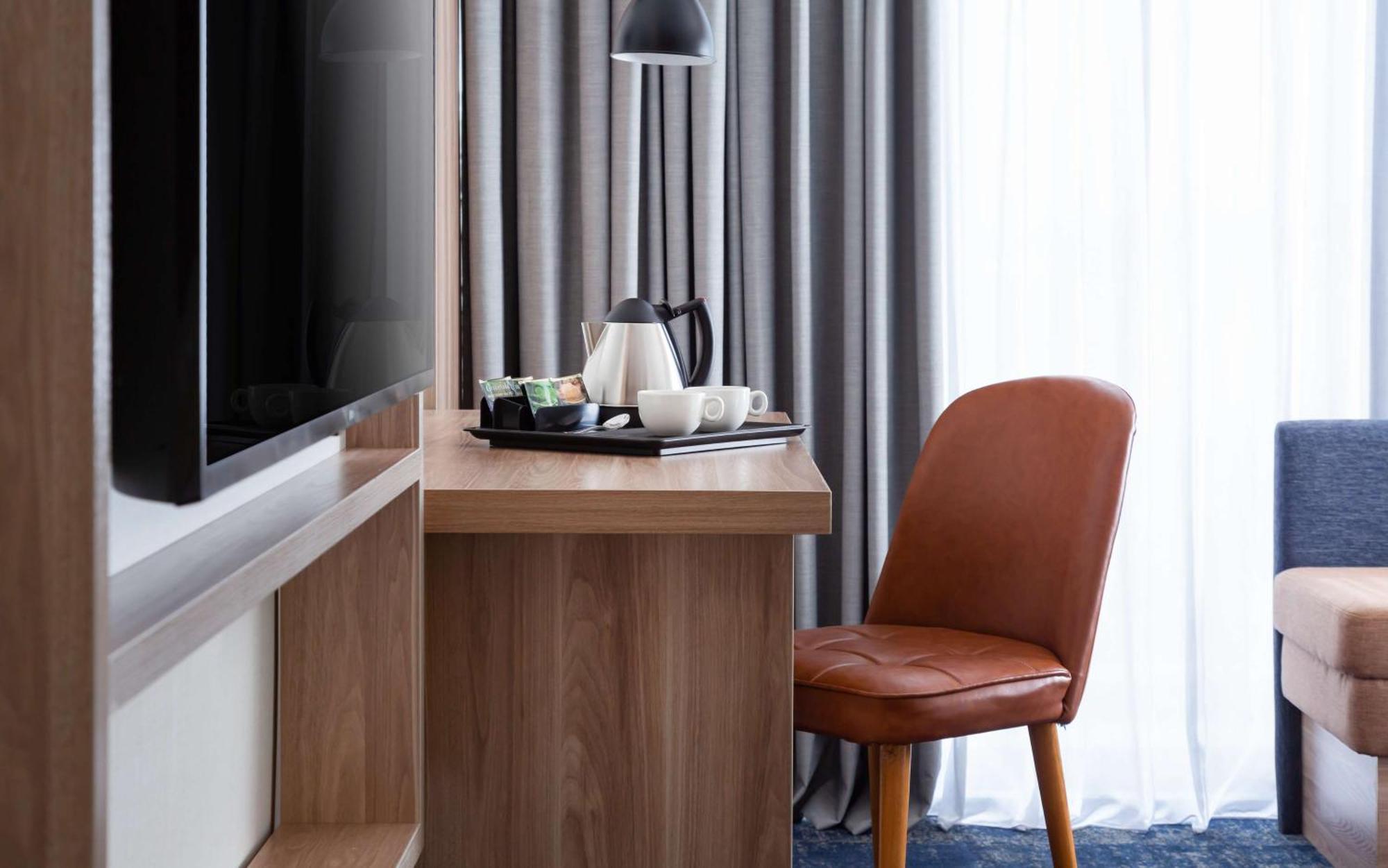 Hilton Garden Inn Szamarkand Kültér fotó