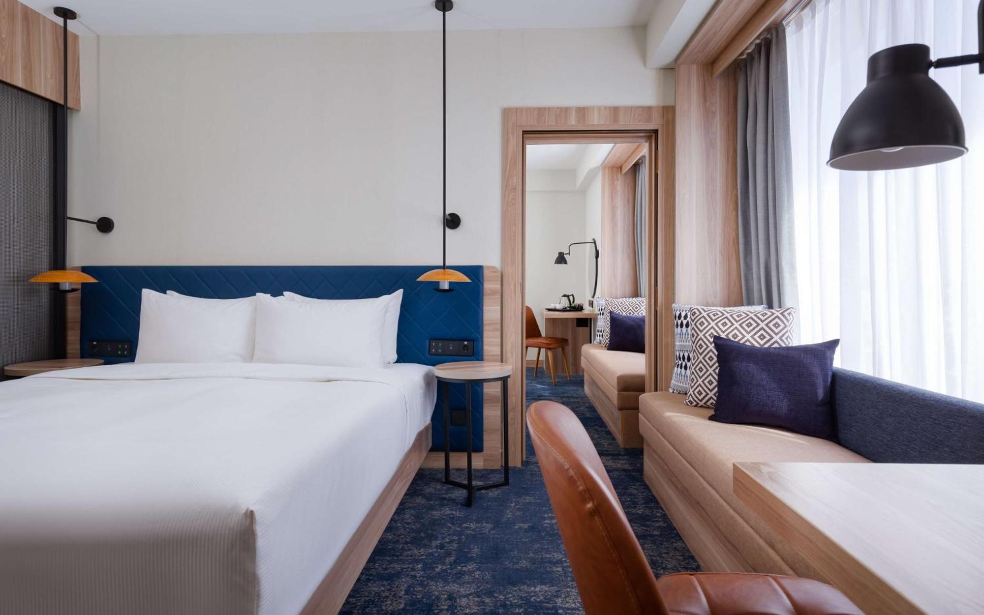Hilton Garden Inn Szamarkand Kültér fotó