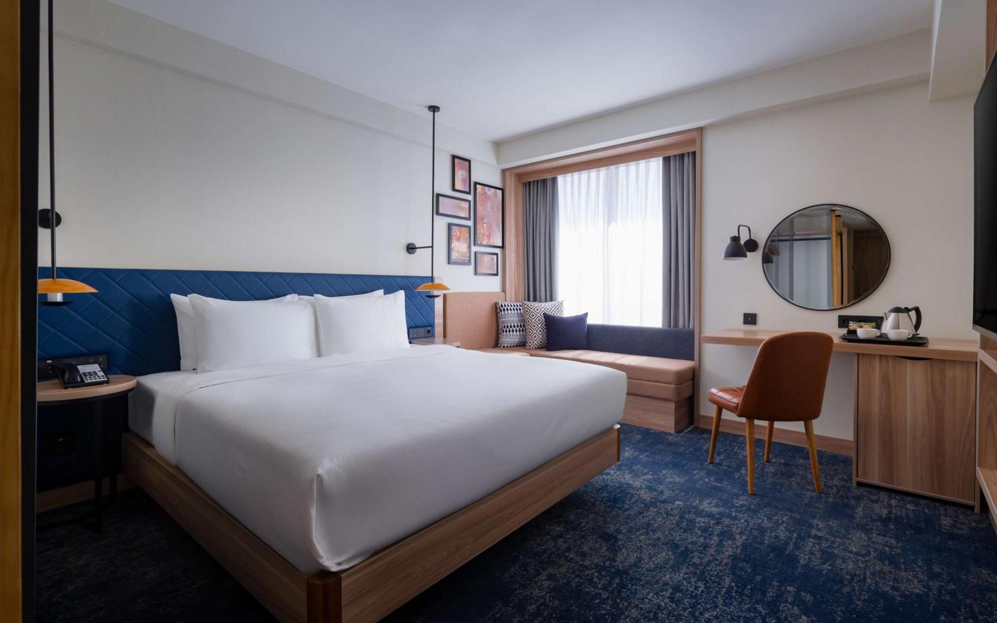 Hilton Garden Inn Szamarkand Kültér fotó