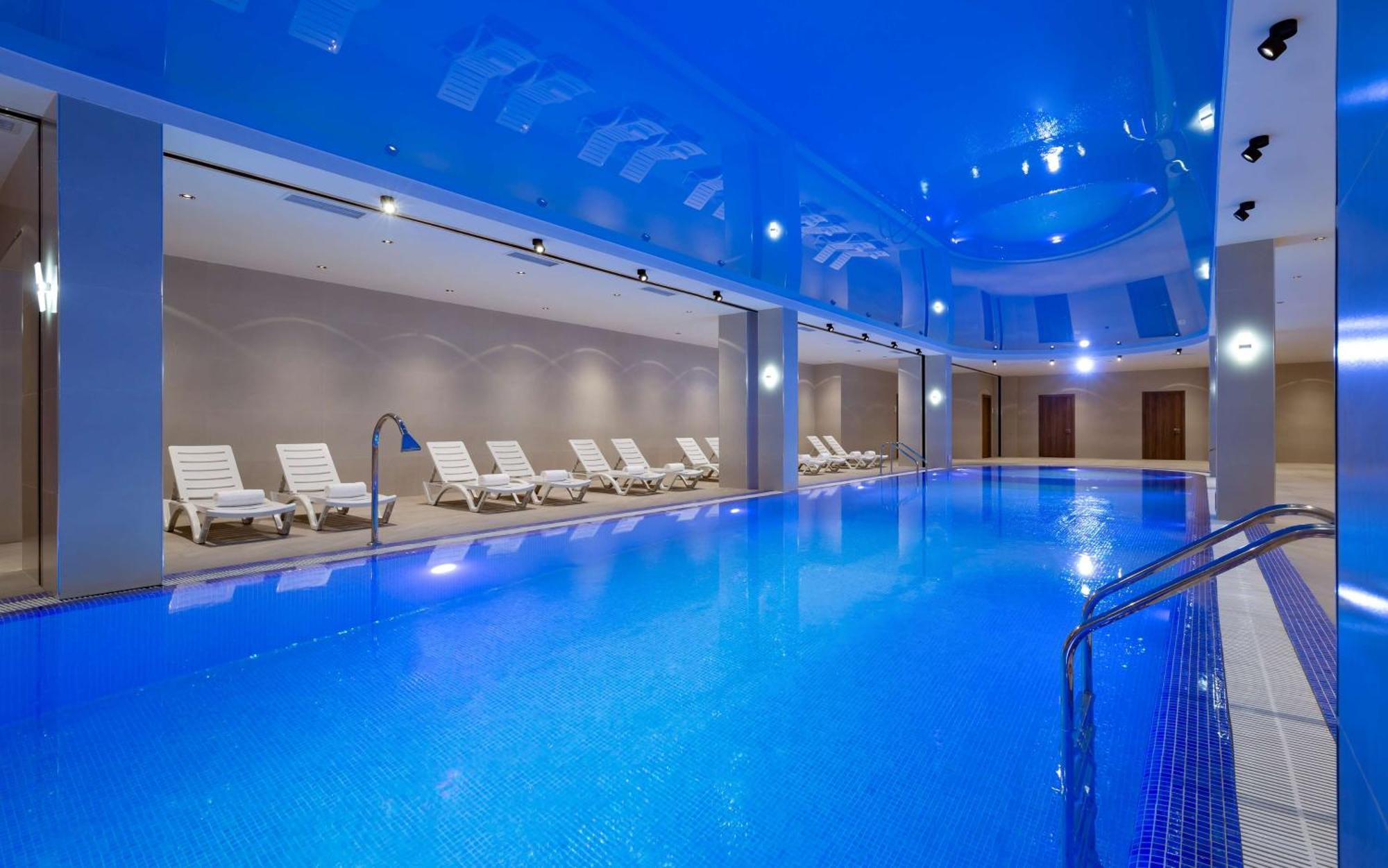 Hilton Garden Inn Szamarkand Kültér fotó